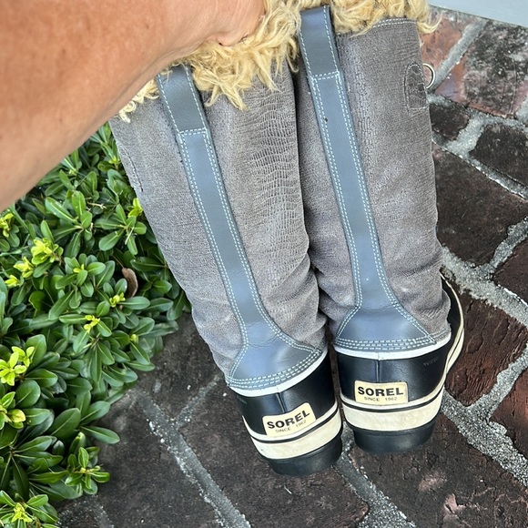 Sorel Joan of Arctic Faux Fur Lined Waterproof boots size 8.5 - Picture 3 of 11